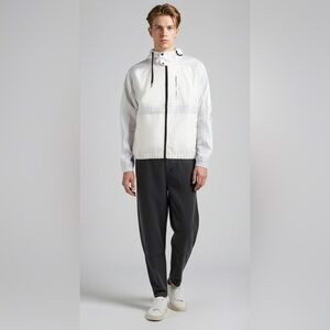 Tomas Maier White Rain jacket with hood. Size medium.